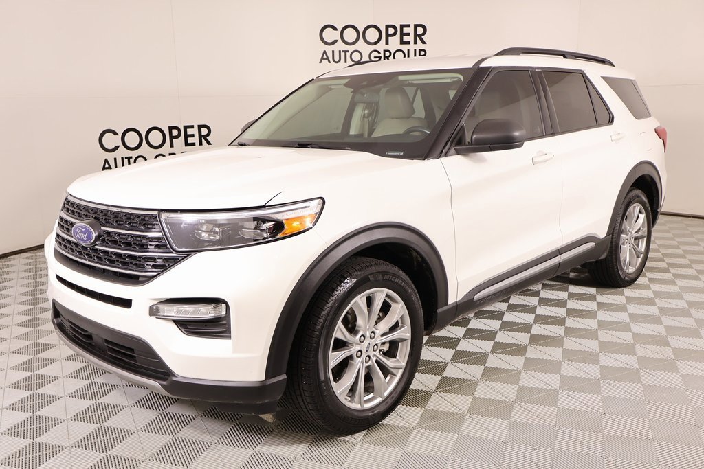 Used 2020 Ford Explorer XLT w/ Equipment Group 202A image 10
