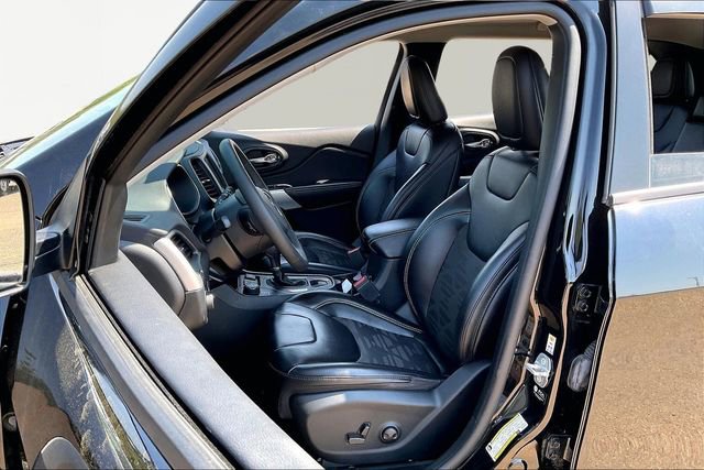 Used 2022 Jeep Cherokee Latitude image 15