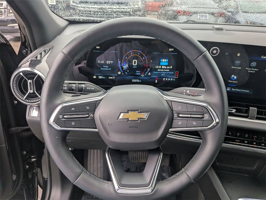 Used 2025 Chevrolet Equinox LT image 22