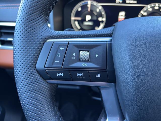 New 2025 Mitsubishi Outlander SEL image 21