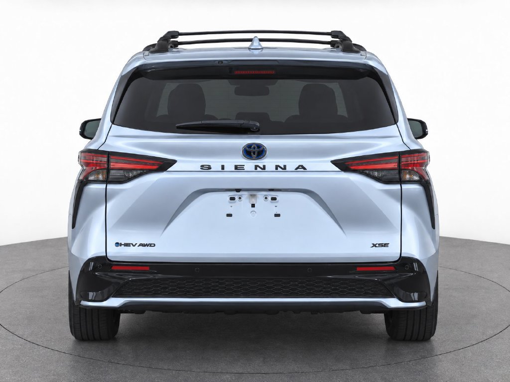 Used 2025 Toyota Sienna XSE w/ XSE Premium Package AWD/4WD image 8