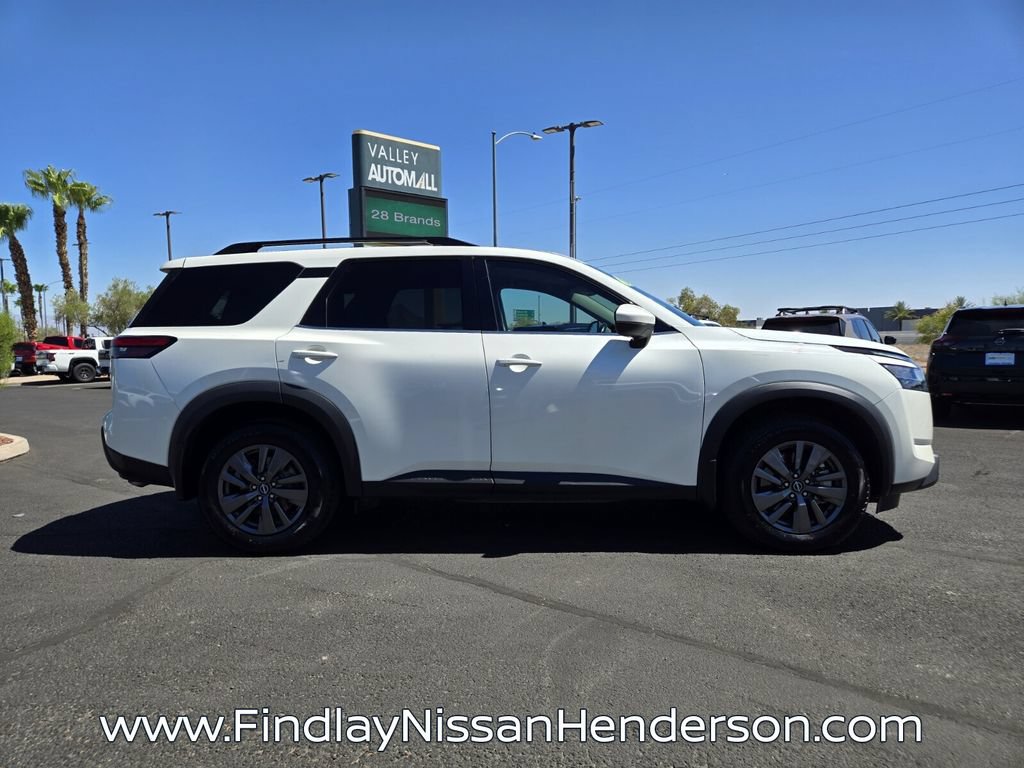 Used 2022 Nissan Pathfinder SV w/ Cargo Package FWD image 7