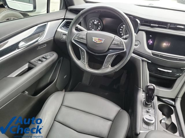 Certified 2024 Cadillac XT5 Premium Luxury w/ Technology Package FWD image 16