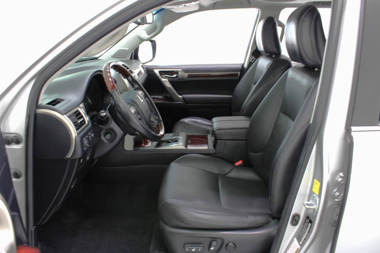 Used 2011 Lexus GX 460 w/ Comfort Plus Pkg AWD/4WD image 33