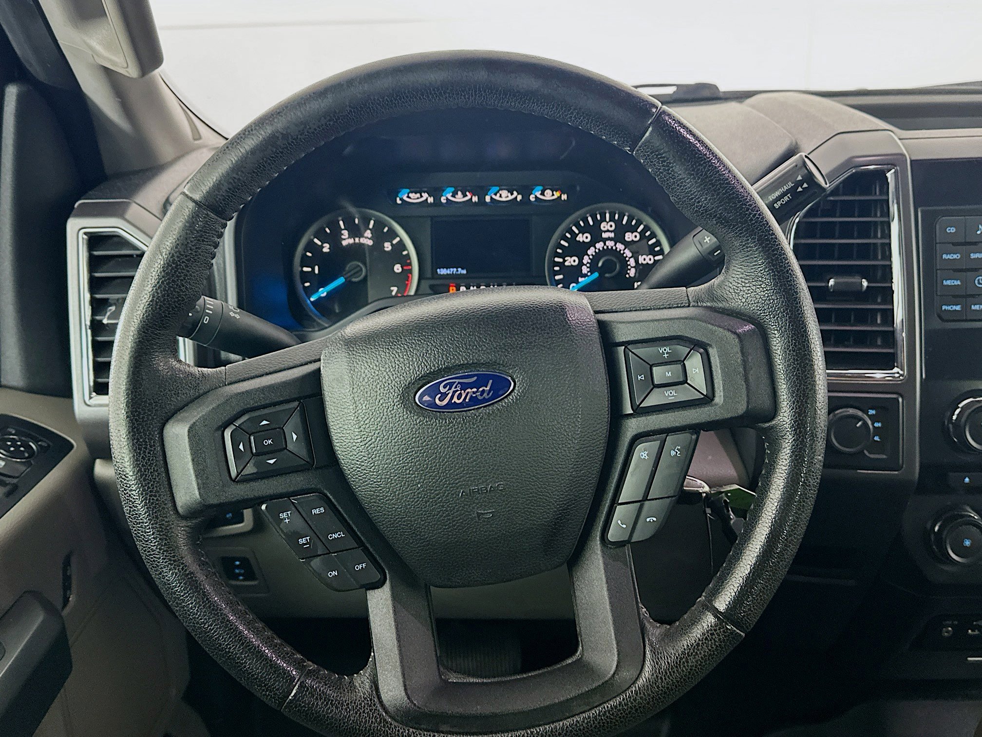 Used 2015 Ford F150 XLT w/ Equipment Group 301A Mid AWD/4WD image 18