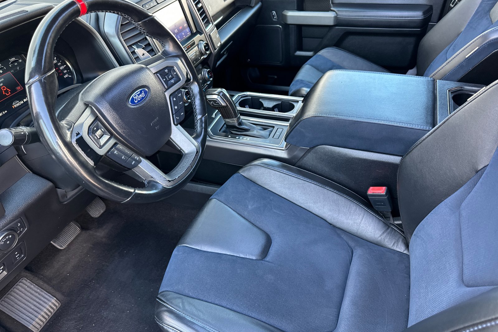 Used 2020 Ford F150 Raptor w/ Equipment Group 802A Luxury image 10