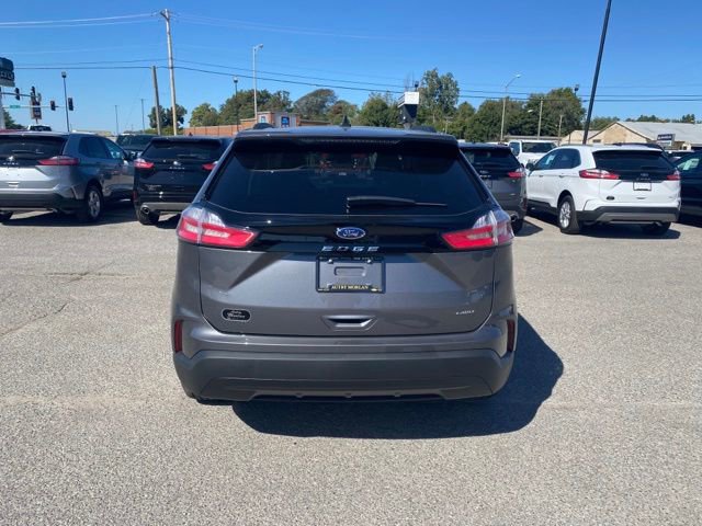 New 2024 Ford Edge SE image 5