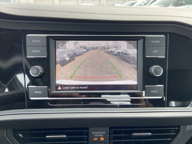 Used 2023 Volkswagen Jetta SE FWD image 19