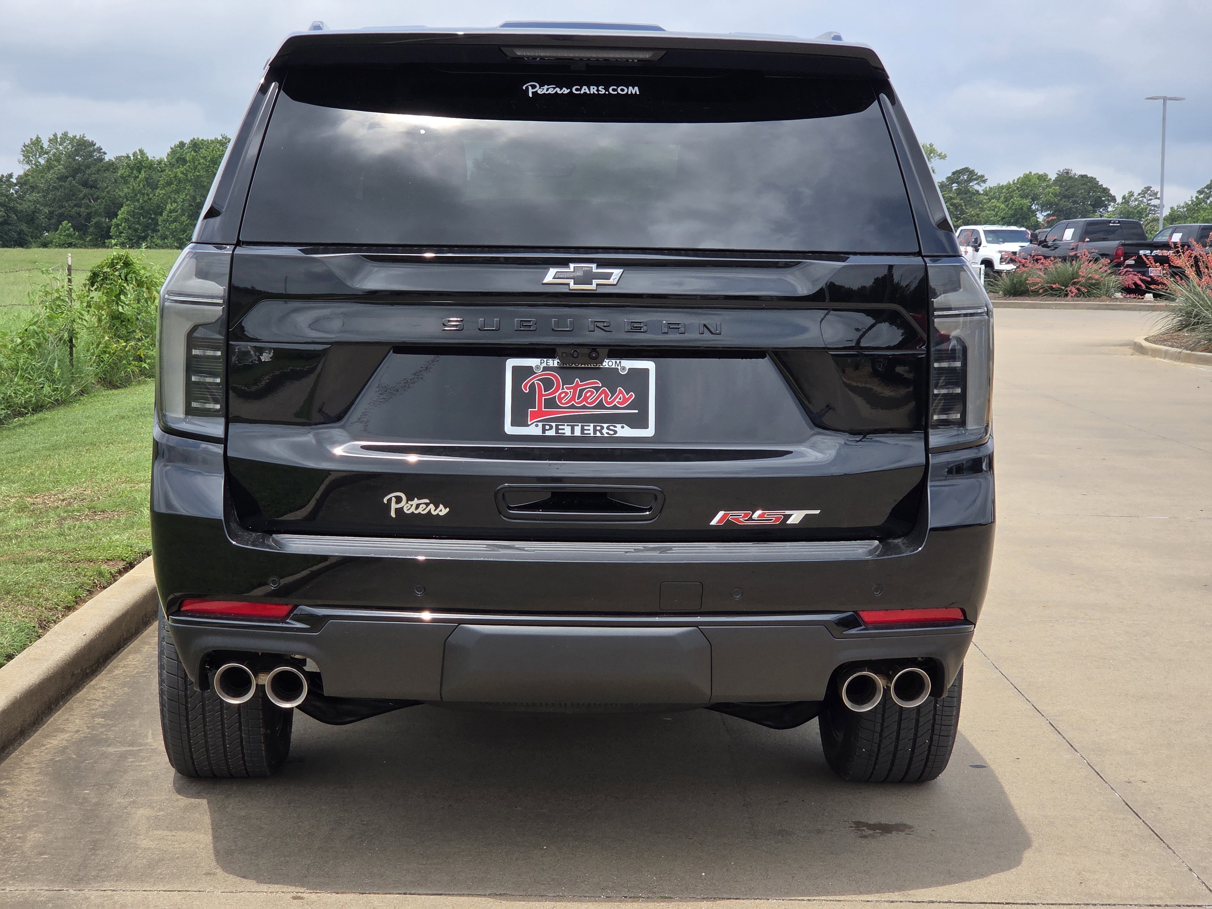 New 2026 Chevrolet Suburban RST w/ Advanced Technology Package AWD/4WD image 4