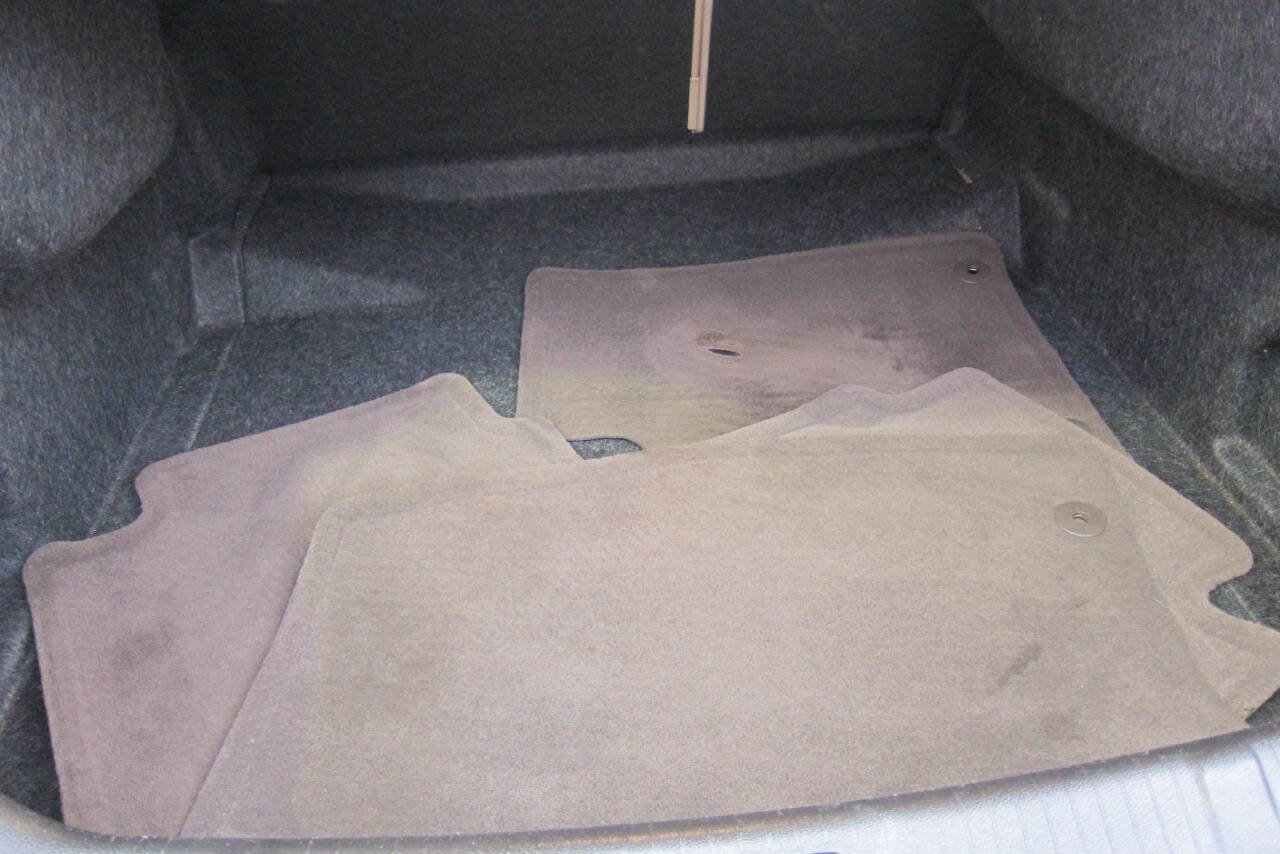 Used 2014 Buick LaCrosse Leather w/ Driver Confidence Package image 20