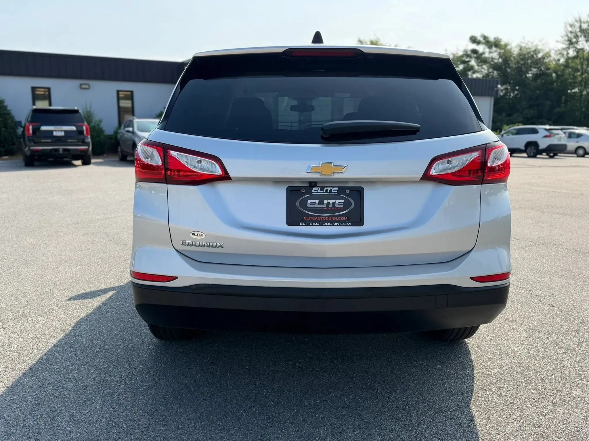 Used 2021 Chevrolet Equinox LS w/ LS Convenience Package FWD image 8