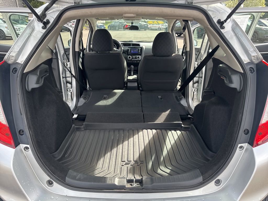 Used 2015 Honda Fit LX image 17