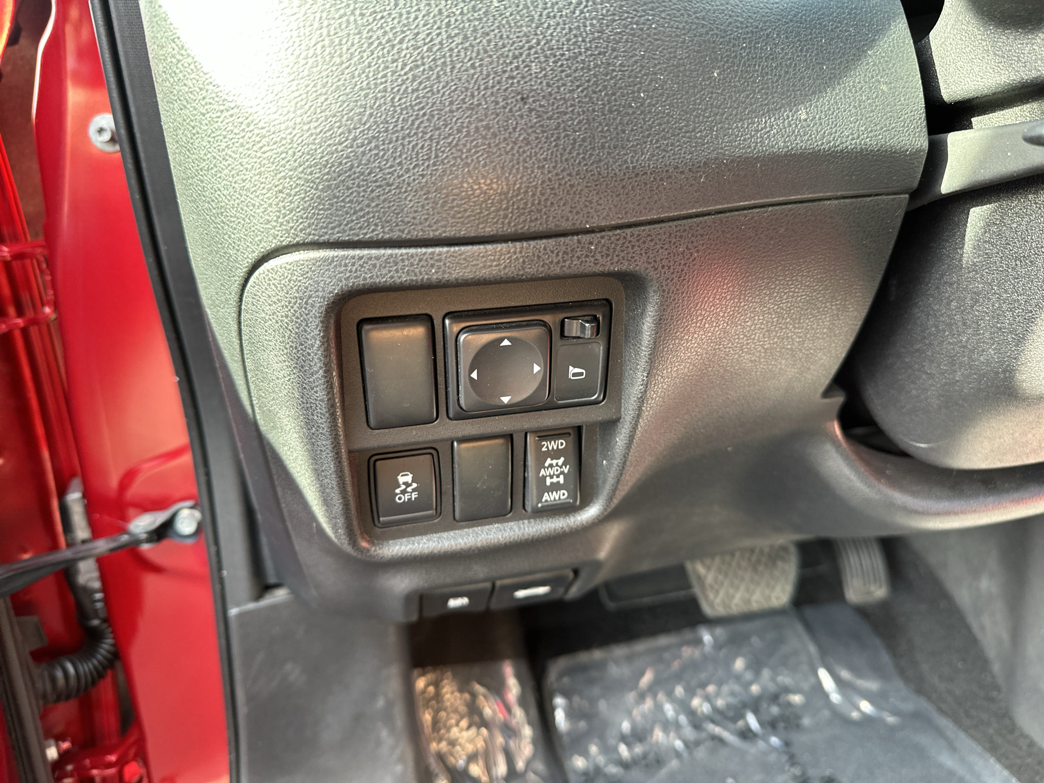 Used 2015 Nissan Juke SL AWD/4WD image 12