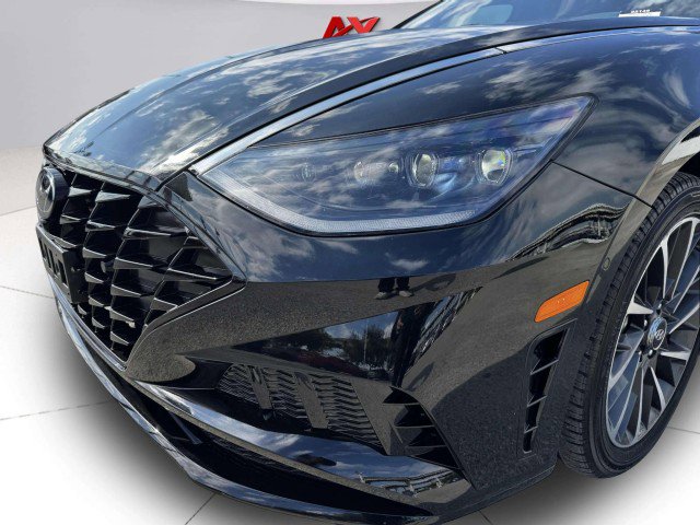 Used 2020 Hyundai Sonata Limited image 11
