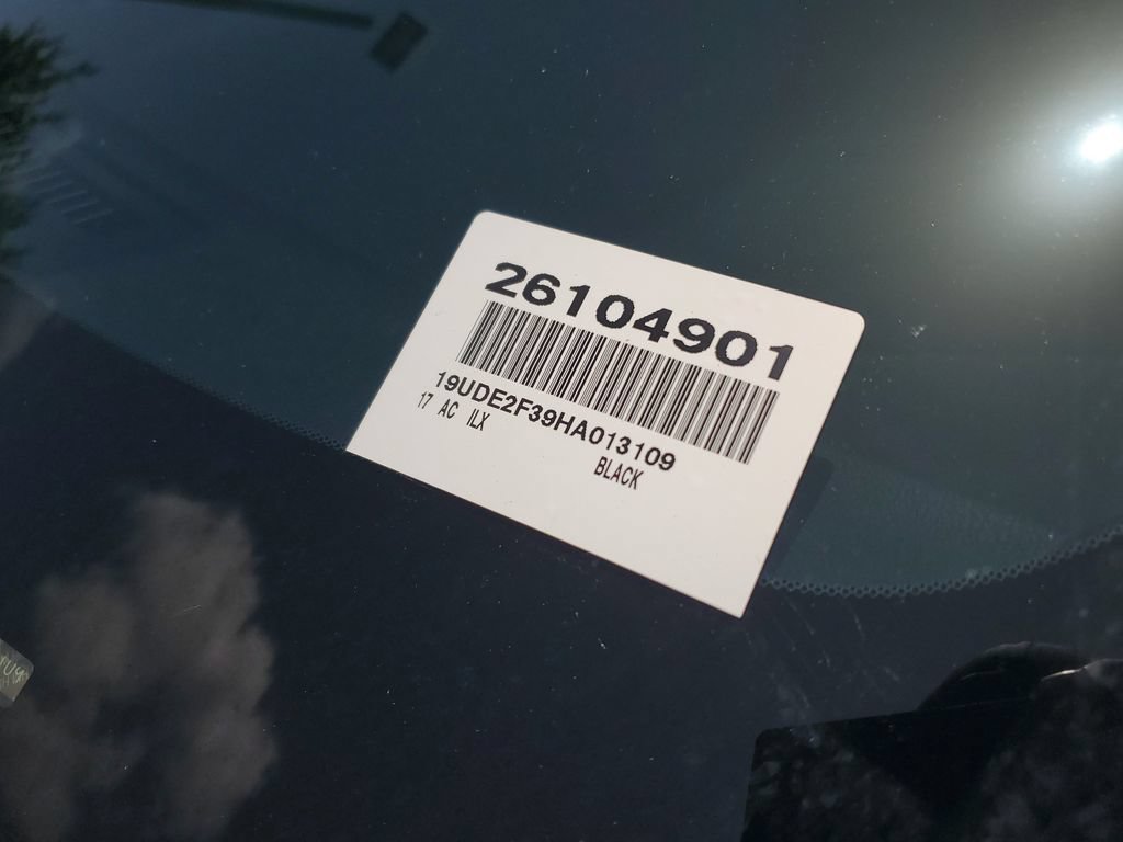 Used 2017 Acura ILX FWD image 10