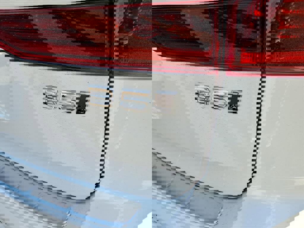 New 2026 Volvo XC60 B5 Ultra w/ Protection Package Premier image 6