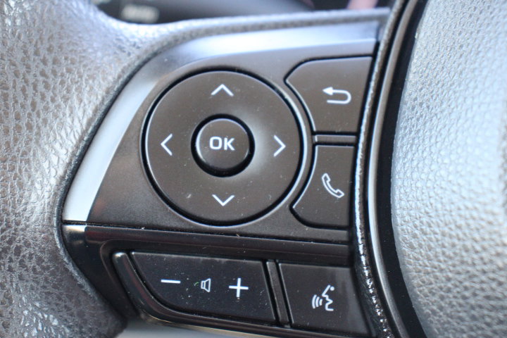 Used 2021 Toyota Corolla LE w/ Carpet Mat Package (TMS) image 22