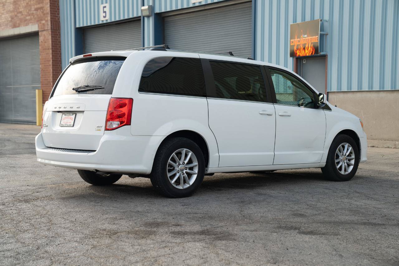 Used 2019 Dodge Grand Caravan SXT FWD image 13