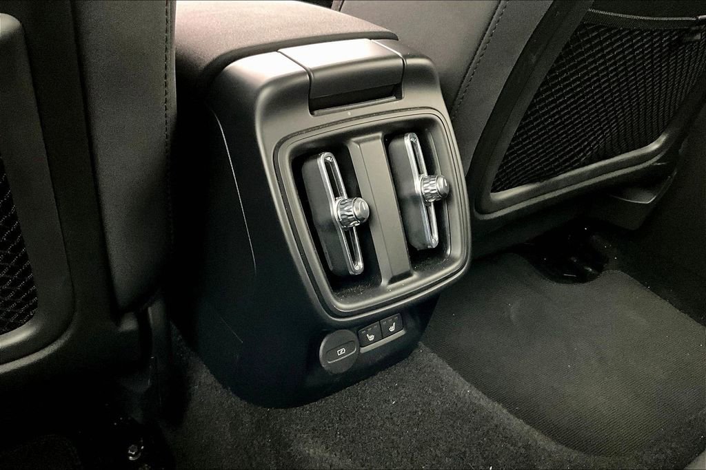 Used 2023 Polestar Polestar 2 w/ Pilot Pack image 31
