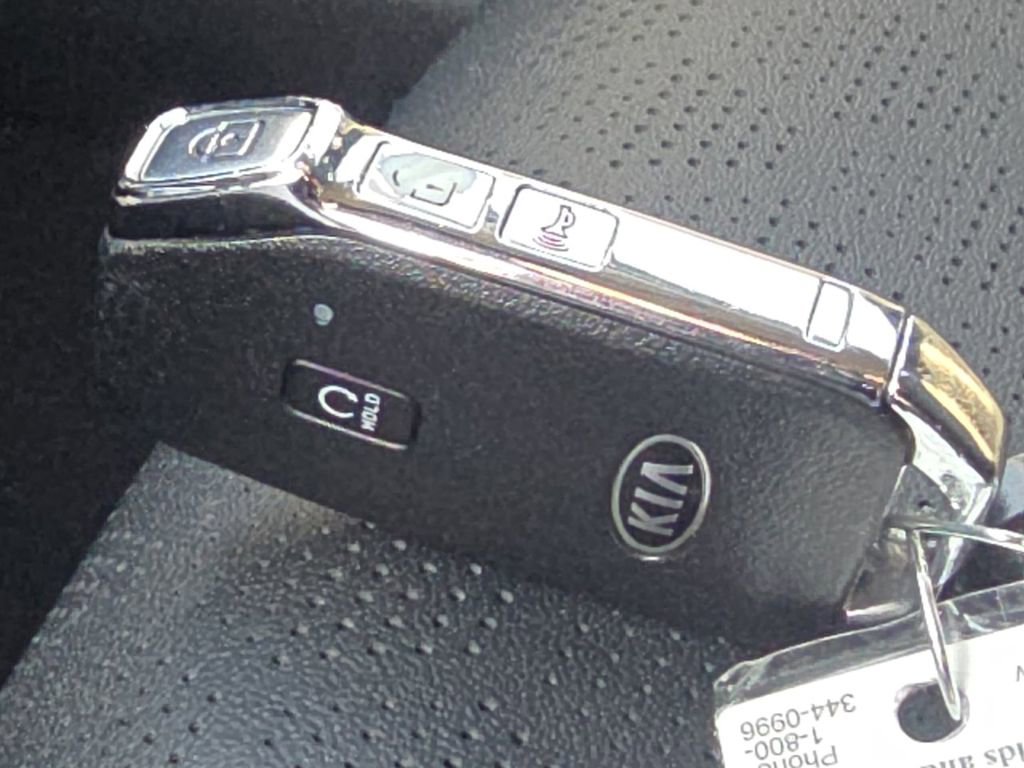 Used 2021 Kia Seltos SX w/ SX Sunroof Package image 35