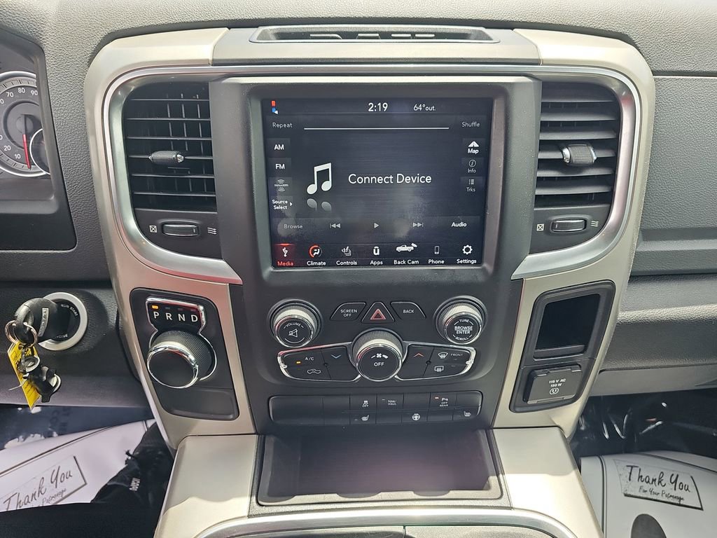 Used 2020 RAM 1500 Classic SLT w/ Luxury Group RWD image 24