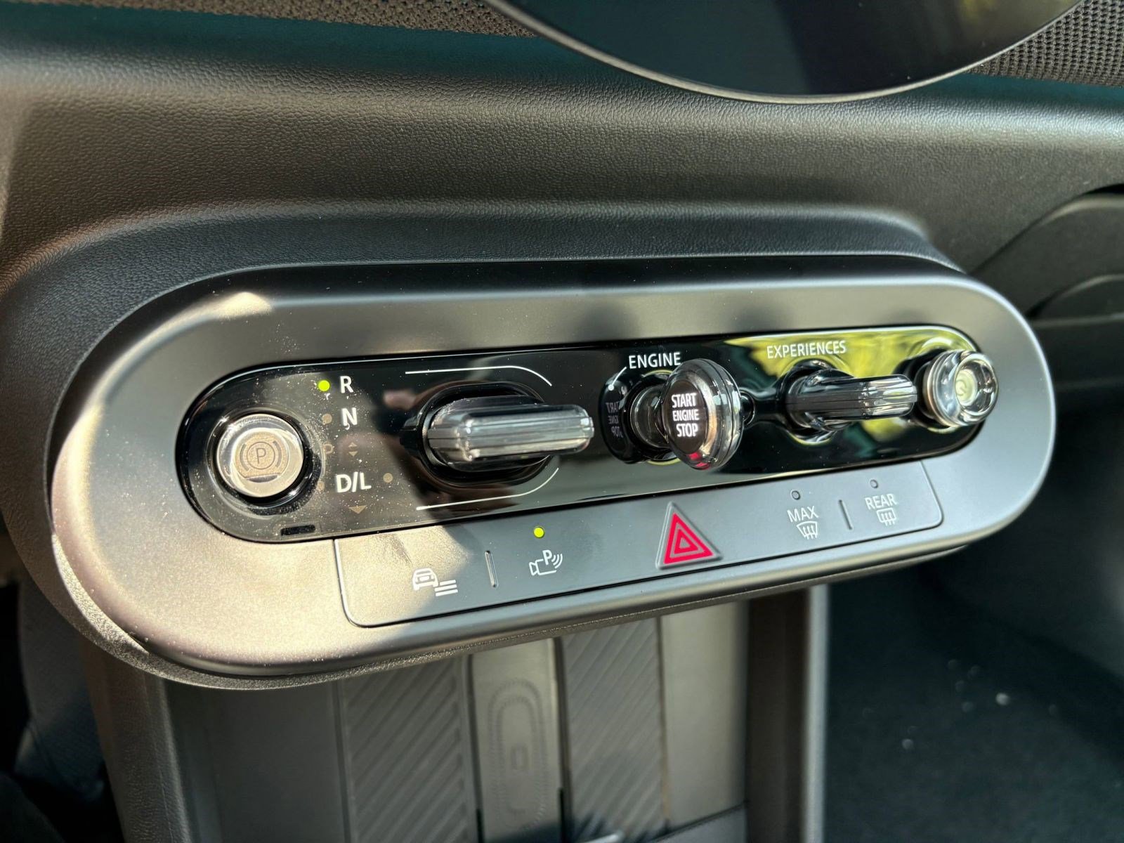 New 2026 MINI Cooper 4-Door Hardtop image 17