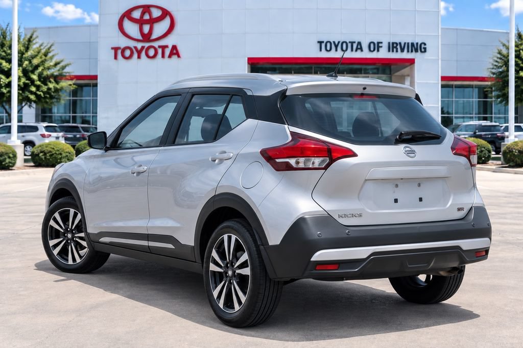Used 2019 Nissan Kicks SR FWD image 3