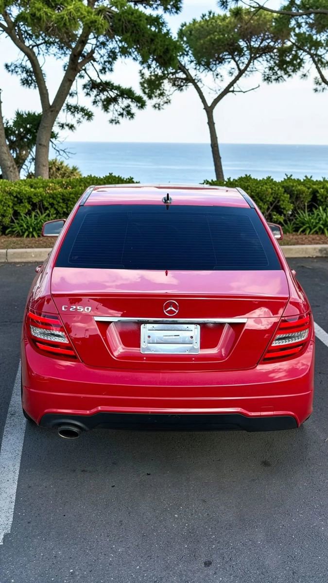 Used 2012 Mercedes-Benz C 250 Sedan image 10