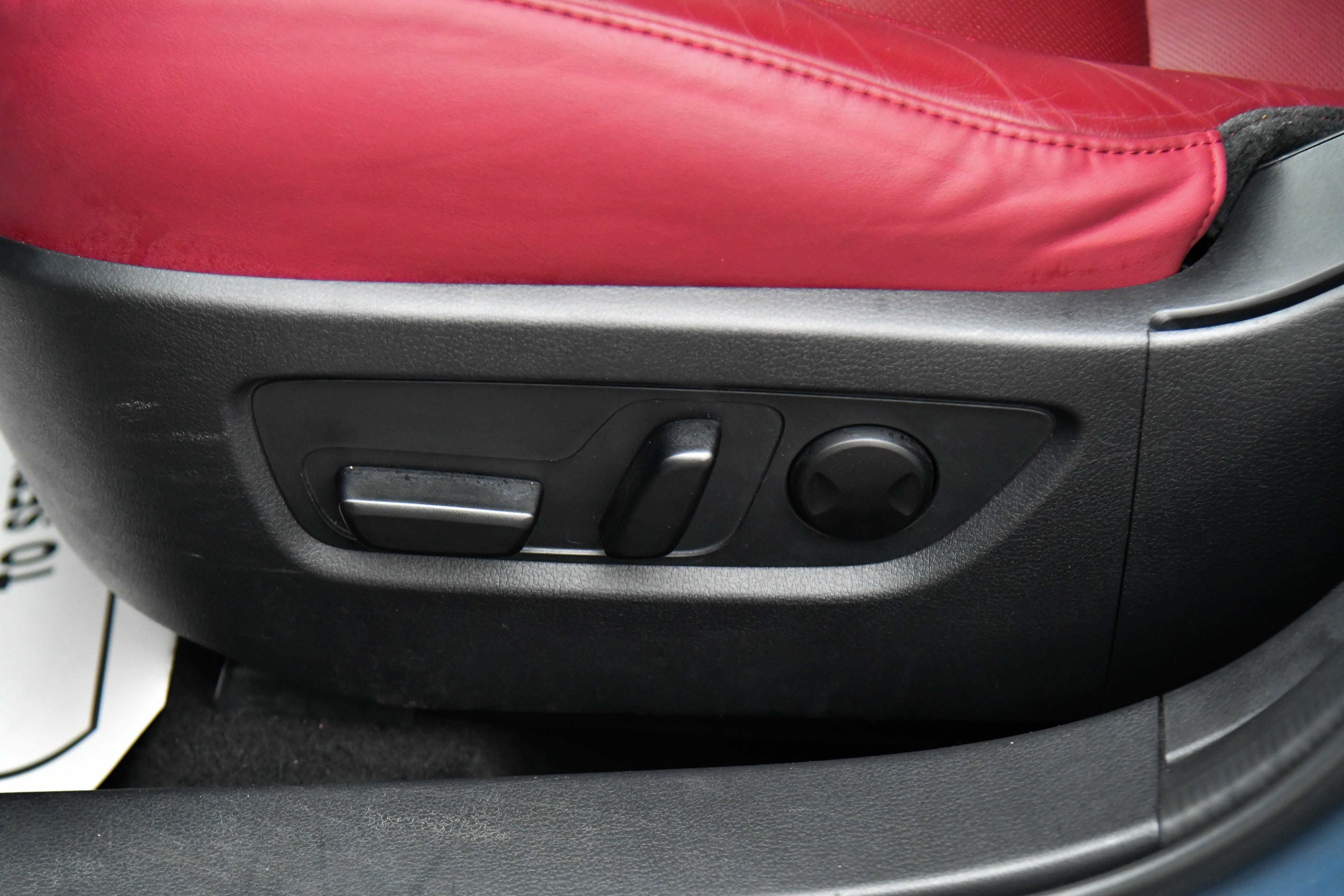 Used 2024 MAZDA CX-30 AWD 2.5 S w/ Preferred Package image 17