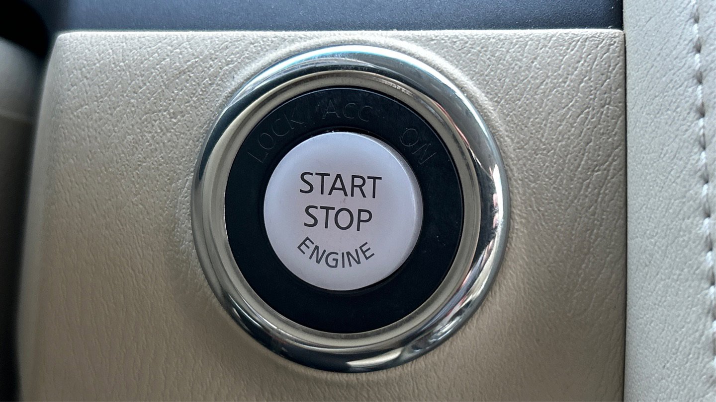 Used 2016 INFINITI QX80 2WD image 32