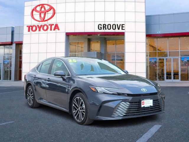 Used 2025 Toyota Camry XLE w/ Premium Package AWD/4WD image 8