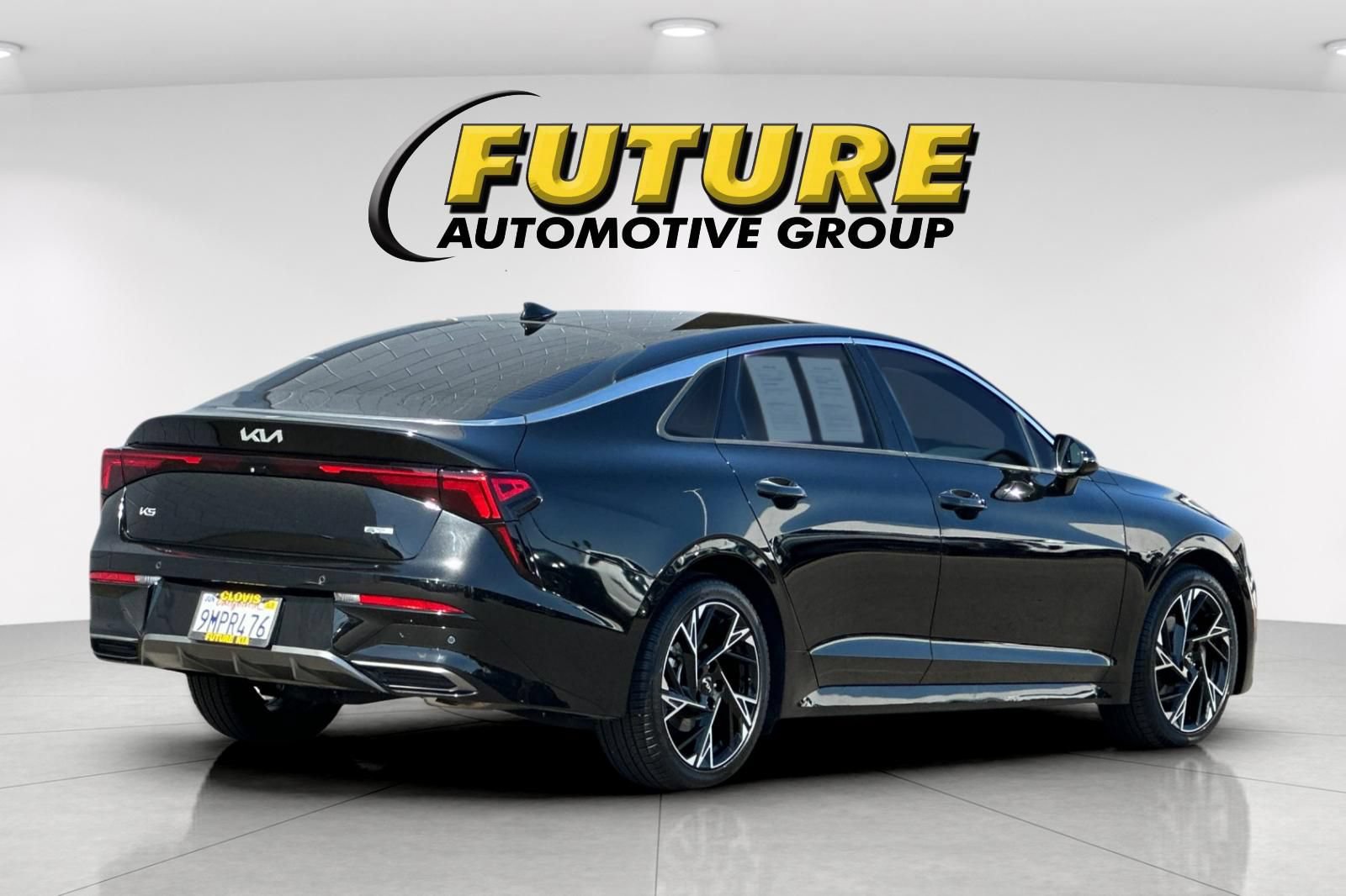 Certified 2025 Kia K5 GT-Line w/ GT-Line Premium Package FWD image 4