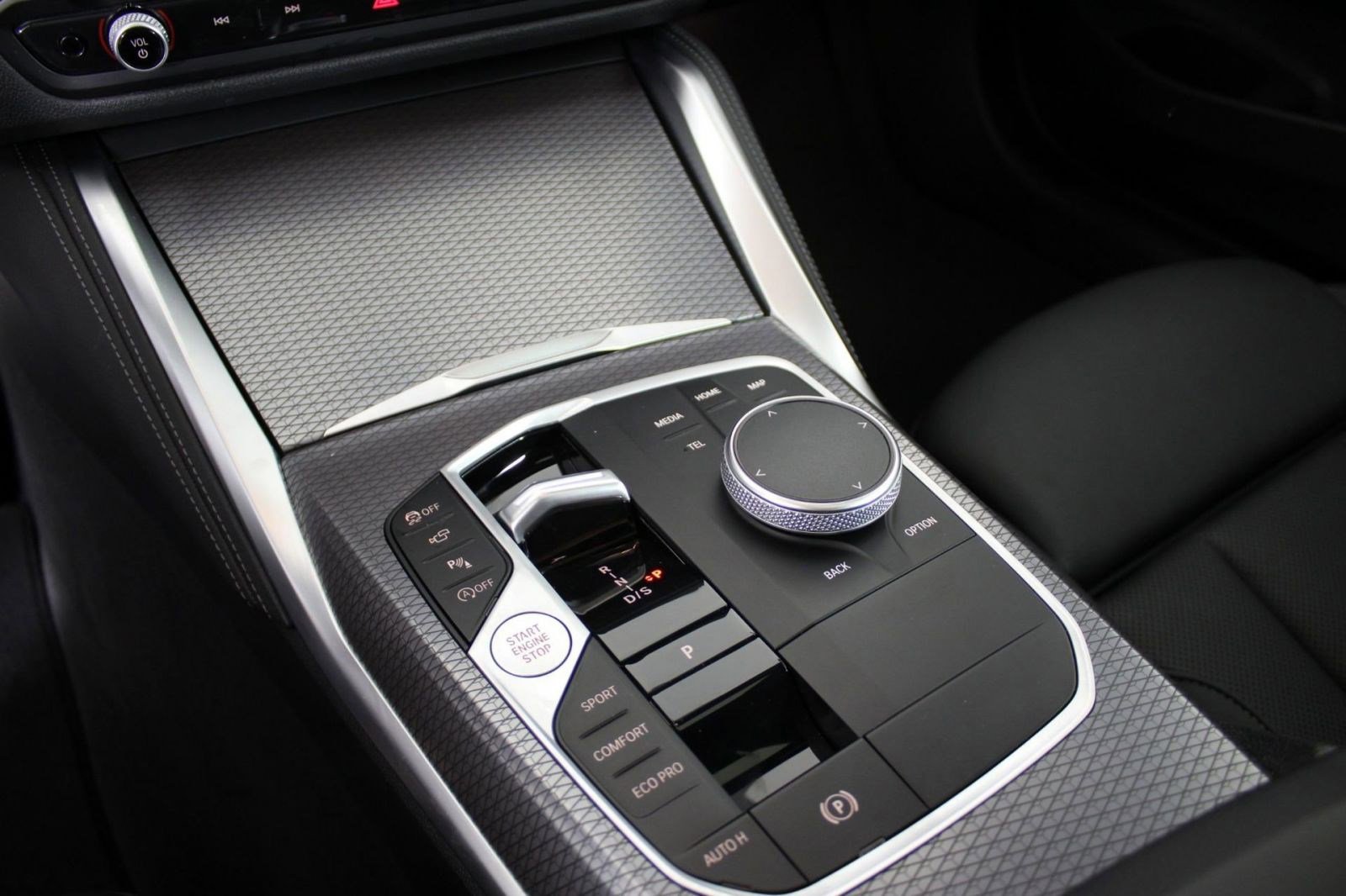 Used 2025 BMW M440i Coupe w/ Premium Package image 15