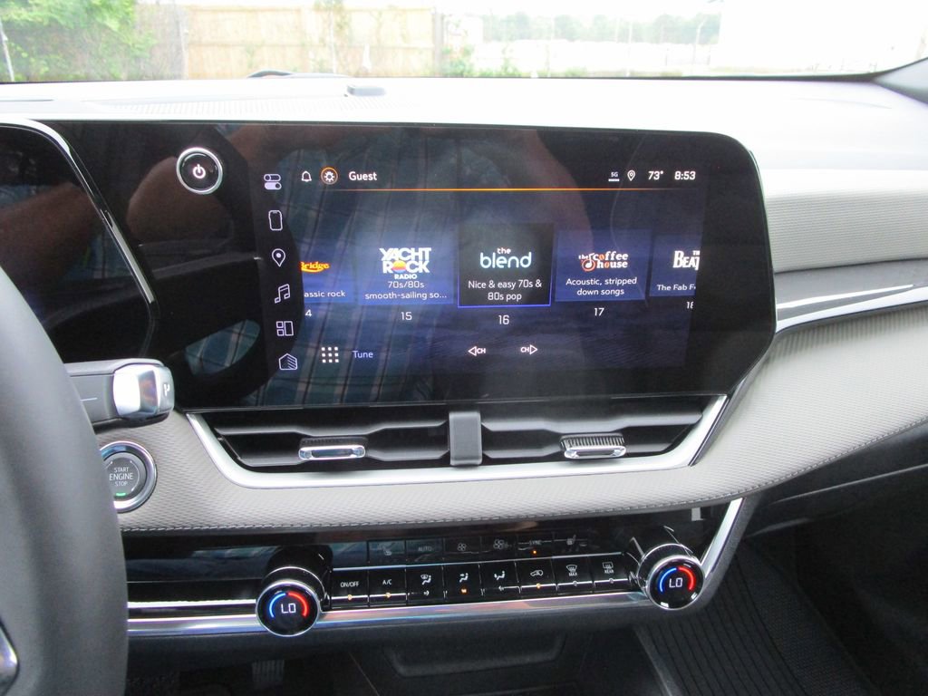 New 2026 Chevrolet Equinox LT w/ Convenience Package II FWD image 32