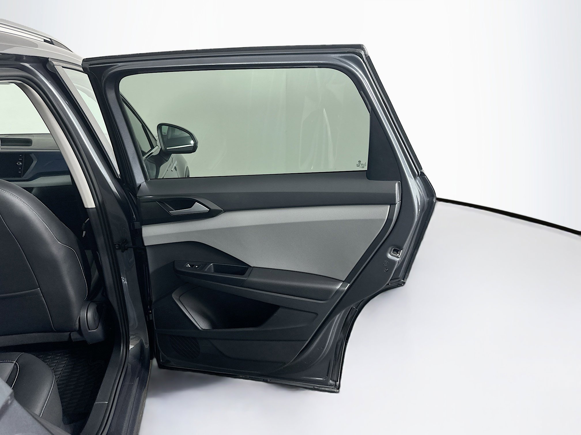 Used 2023 Volkswagen Taos SE FWD image 27