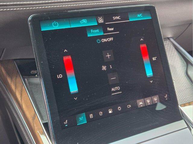 Certified 2025 Cadillac Escalade Sport Platinum w/ LPO, ONYX Package AWD/4WD image 29
