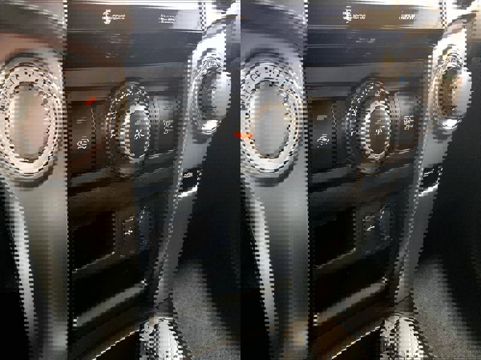 Used 2024 Toyota 4Runner SR5 image 25