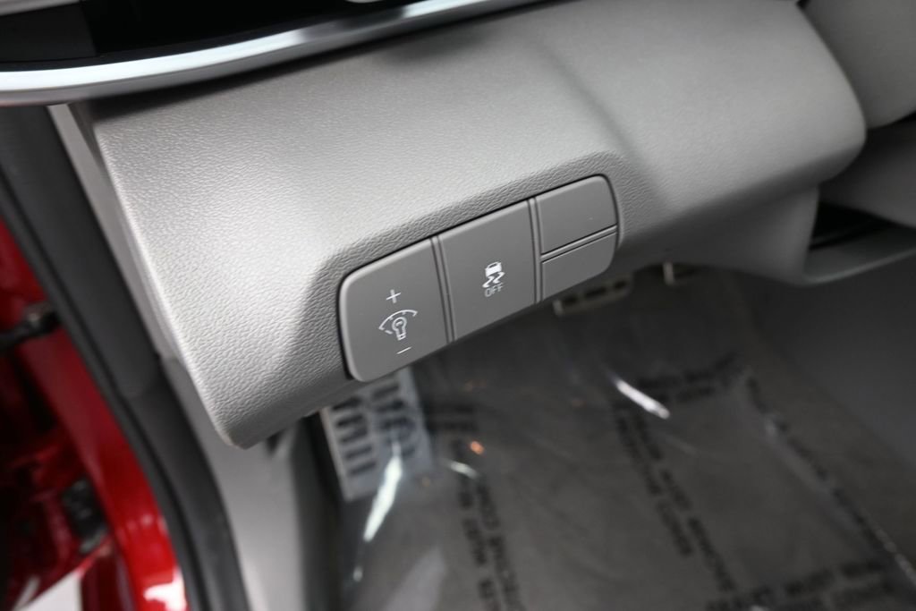 Certified 2026 Hyundai Elantra Sport FWD image 16