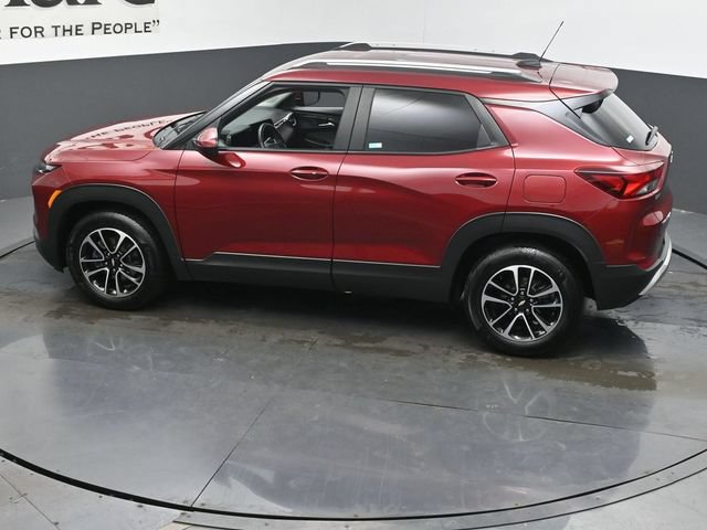 Used 2024 Chevrolet TrailBlazer LT w/ LT Cold Weather Package FWD image 42