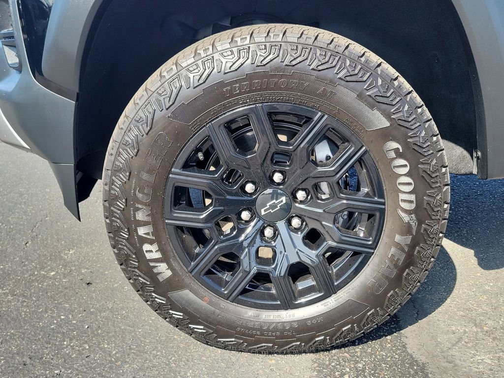 Used 2026 Chevrolet Colorado Trail Boss AWD/4WD image 24