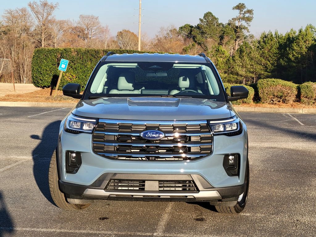 Certified 2025 Ford Explorer Active w/ Active Comfort Package image 8