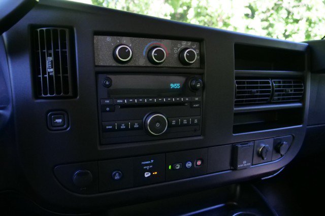 Used 2021 Chevrolet Express 3500 w/ Power Convenience Package RWD image 12