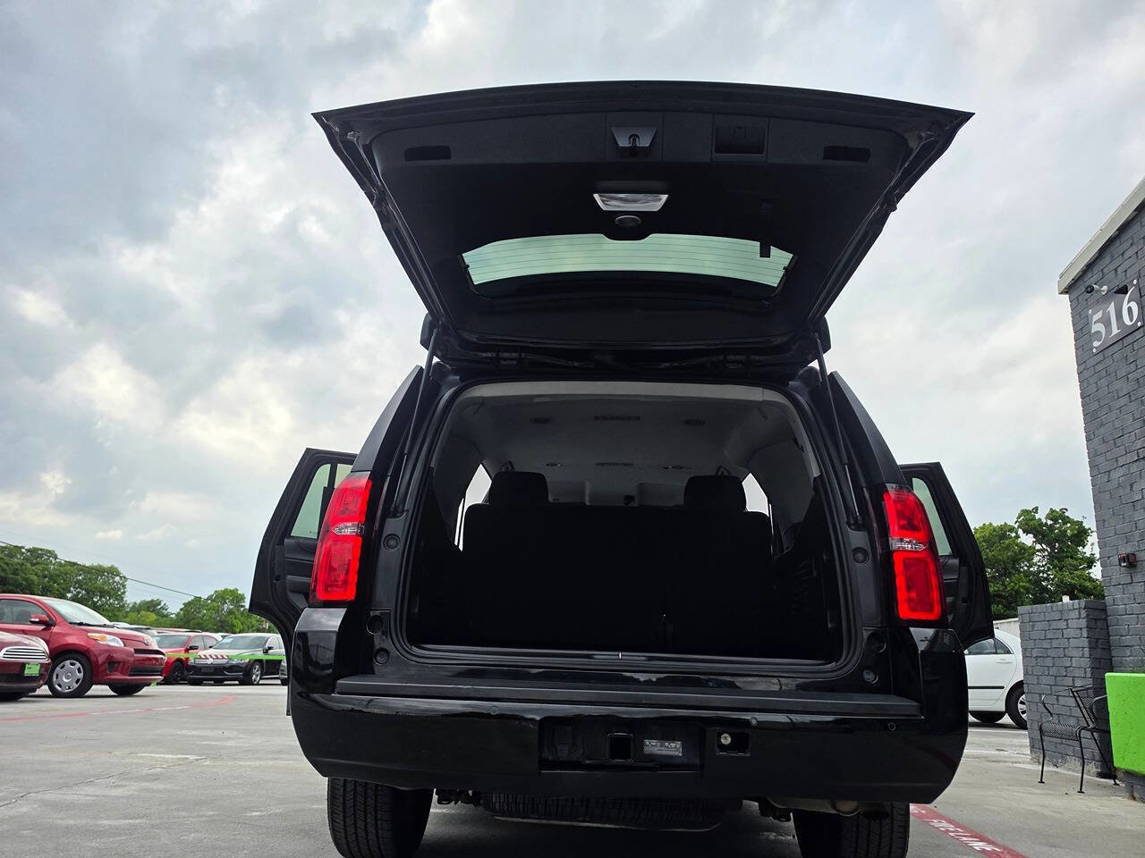 Used 2016 Chevrolet Tahoe 2WD w/ Remote Keyless Entry Package image 25