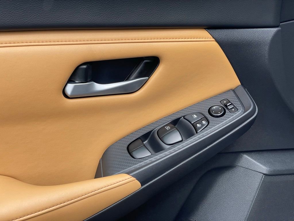 Certified 2023 Nissan Sentra SV w/ SV Premium Package FWD image 13