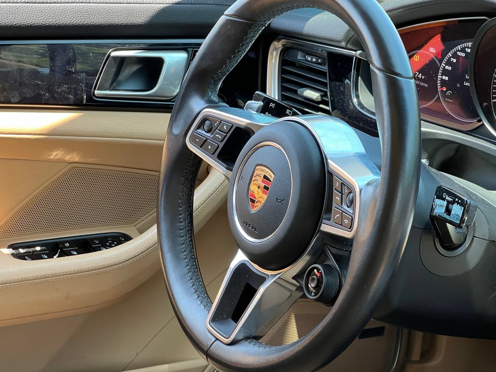 Certified 2018 Porsche Panamera 4S AWD/4WD image 39