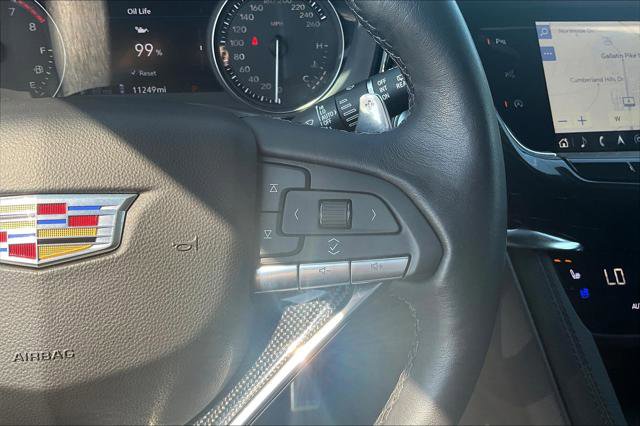 Used 2024 Cadillac XT6 Sport image 11