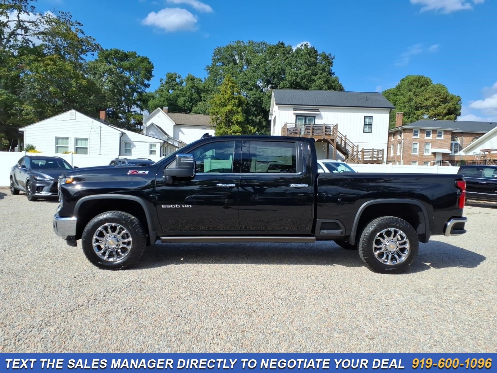 New 2026 Chevrolet Silverado 2500 LTZ w/ LTZ Premium Package AWD/4WD image 4