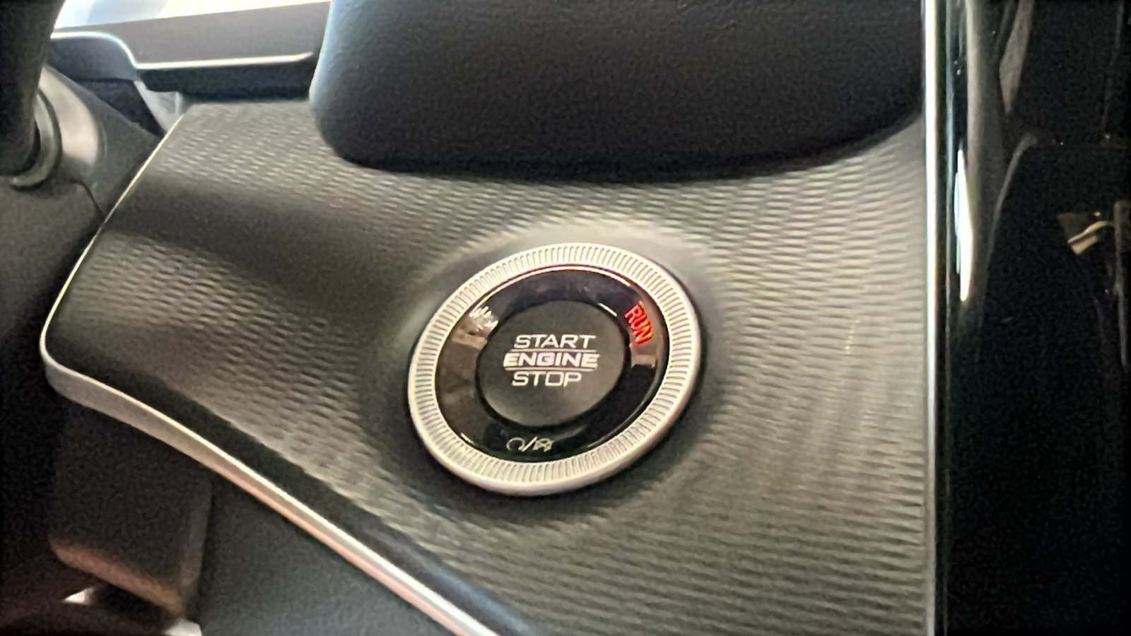 New 2025 Jeep Grand Cherokee Altitude image 26