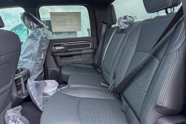 New 2026 RAM 3500 Big Horn AWD/4WD image 26
