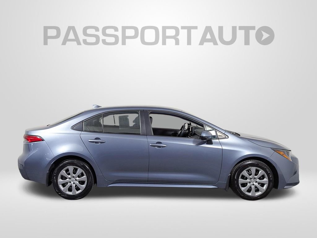 Used 2025 Toyota Corolla LE image 8